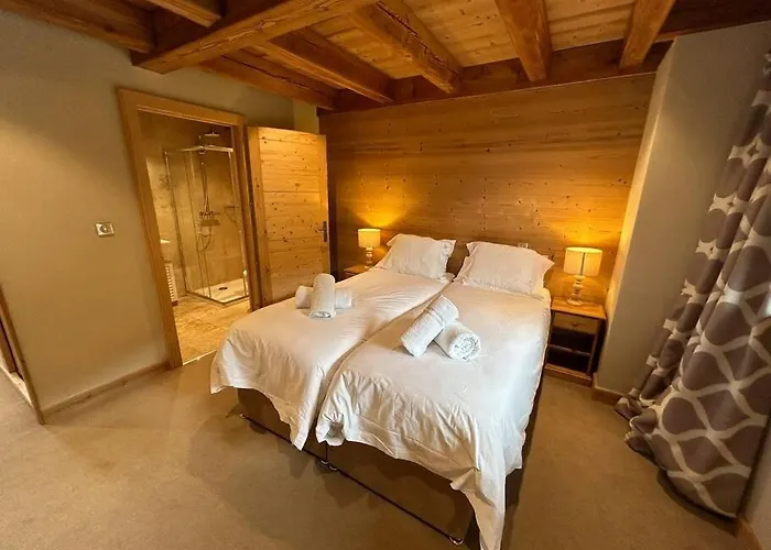 Chalet Rose