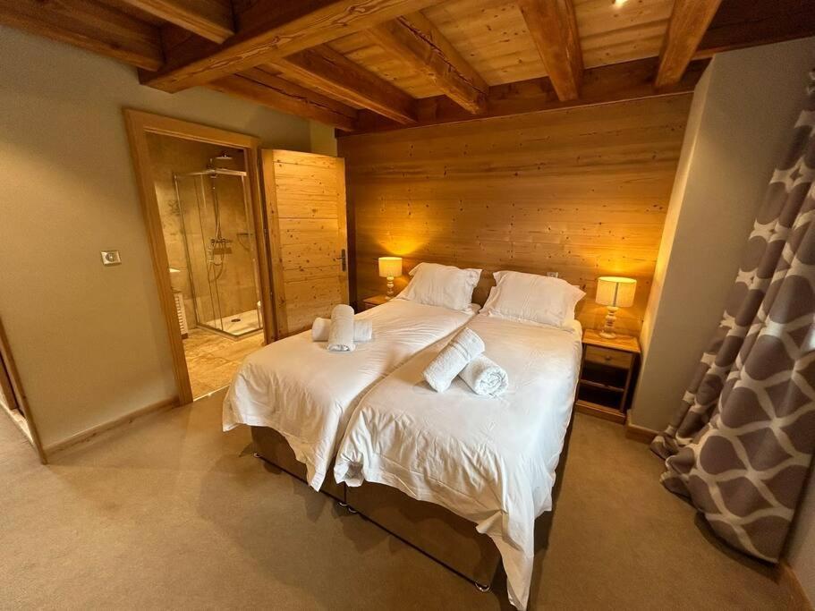 Chalet Rose